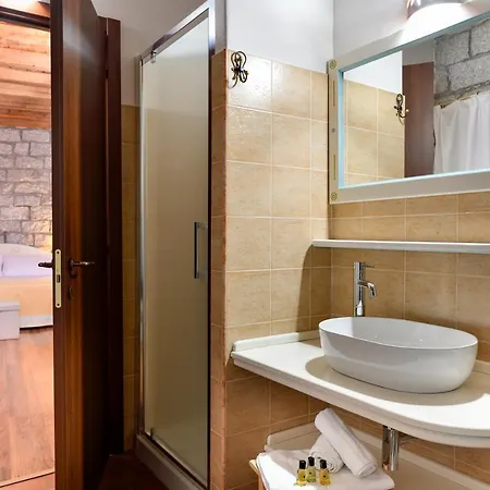 Antica Hotel 4*