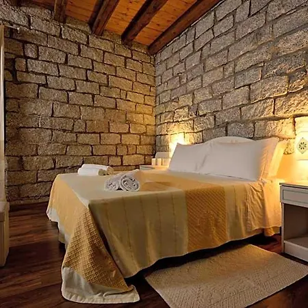 Antica 4*