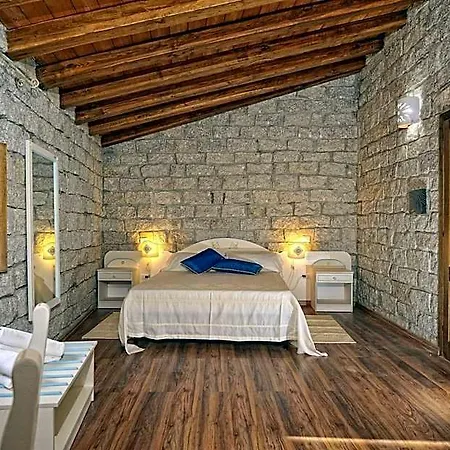 Antica